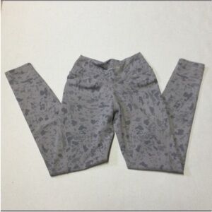 Alphalet Leggings Medium